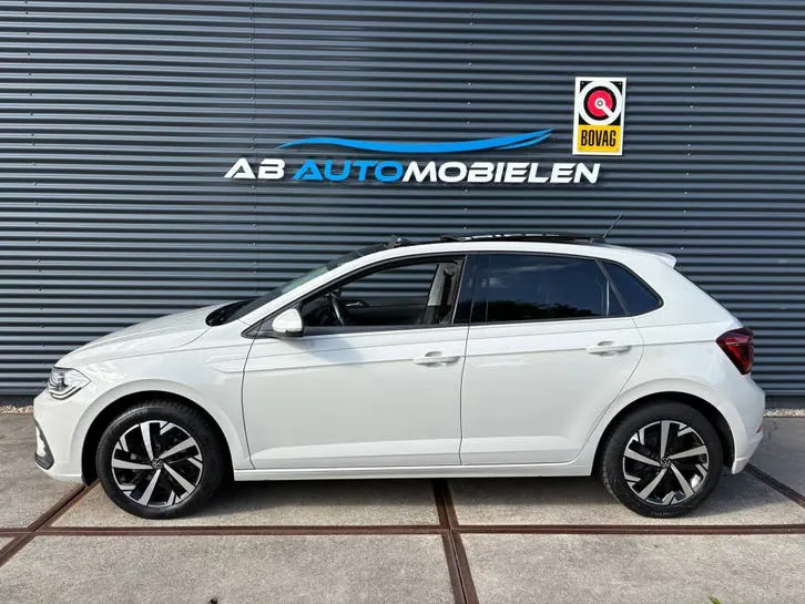 Volkswagen Polo 2023 photo 2