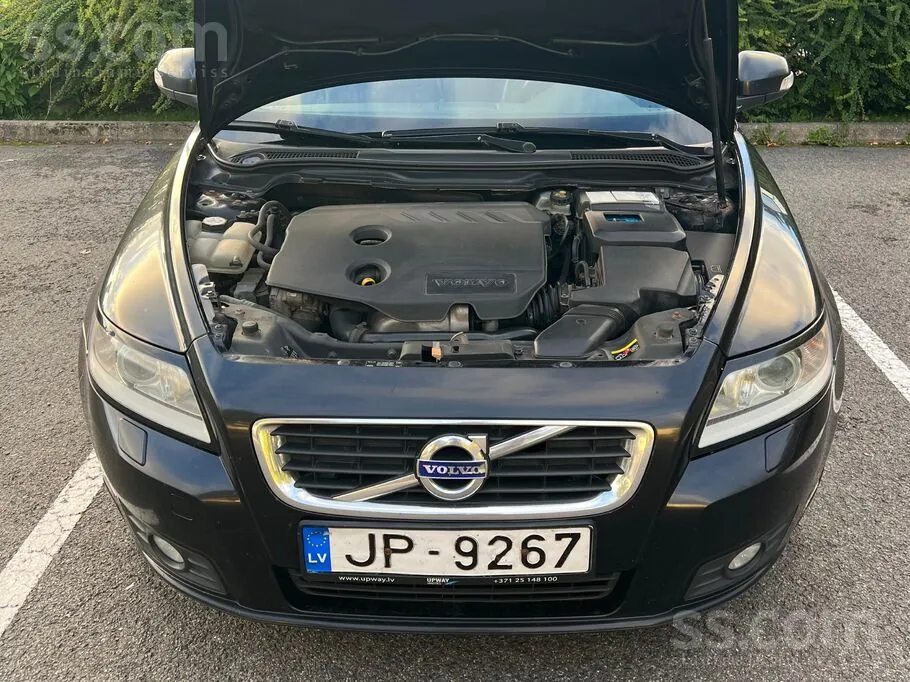 Volvo V50 2011 photo 5