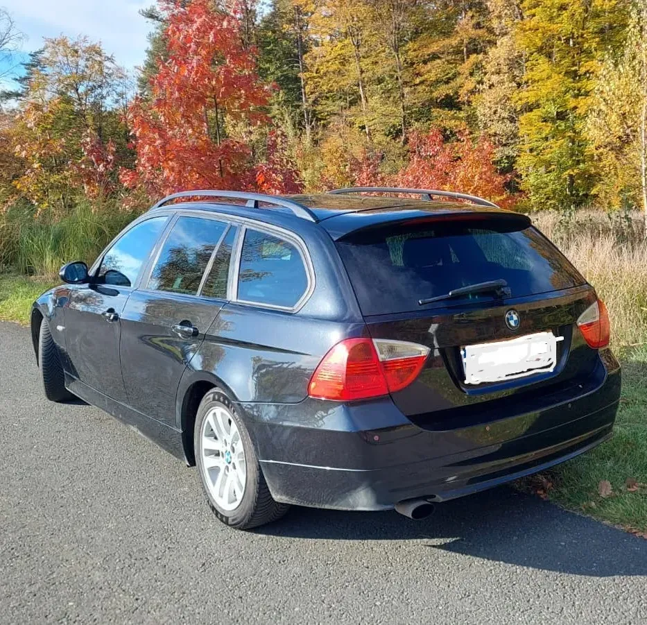 BMW 3 Series 2007 photo 2