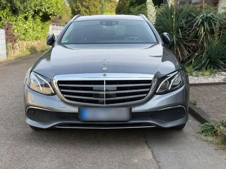 Mercedes-Benz E 400