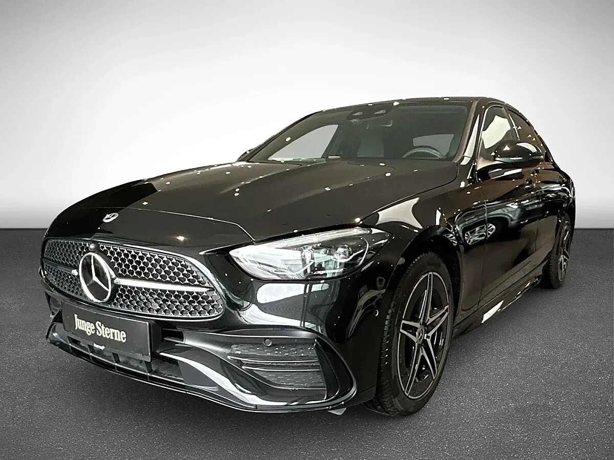Mercedes-Benz C-Class 2025 photo 2