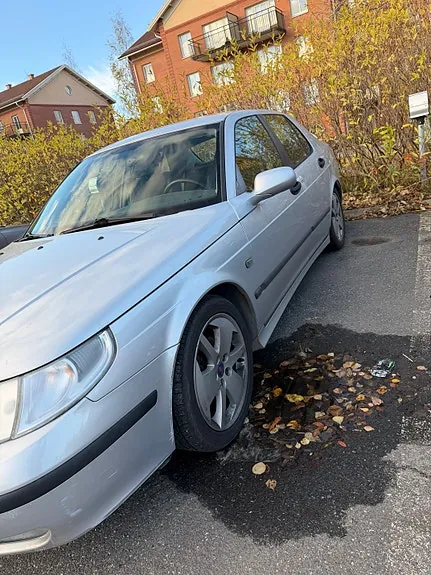 Saab 9-5 2003 photo 2