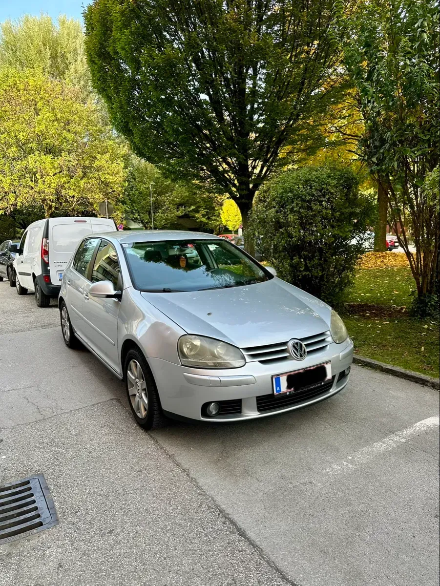 Volkswagen Golf 2004 photo 2