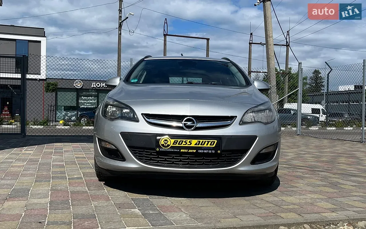 Opel Astra 2015 photo 2