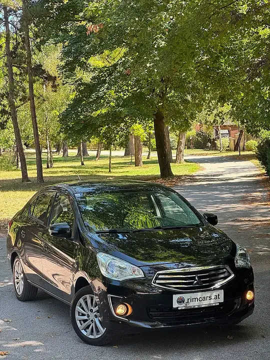 Mitsubishi Attrage