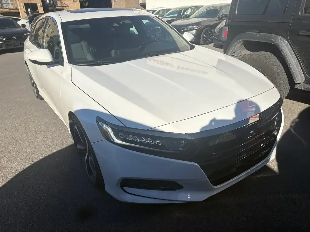 Honda Accord 2019 photo 2