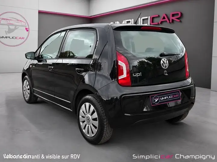 Volkswagen Up 2013 photo 3