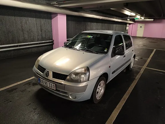 Renault Clio Ii 2003 photo 2