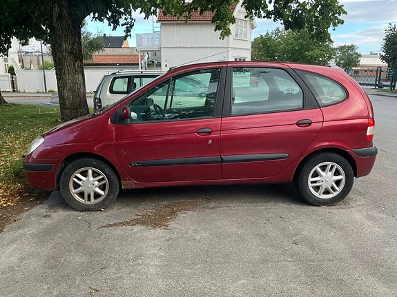 Renault Megane 2000 photo 2