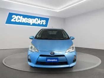 Toyota Aqua 2014 photo 3