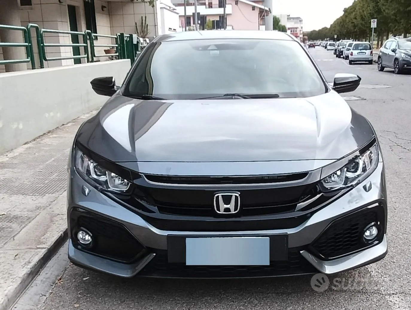 Honda Civic 2018 photo 2
