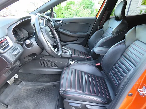 Renault Clio V 2020 photo 2