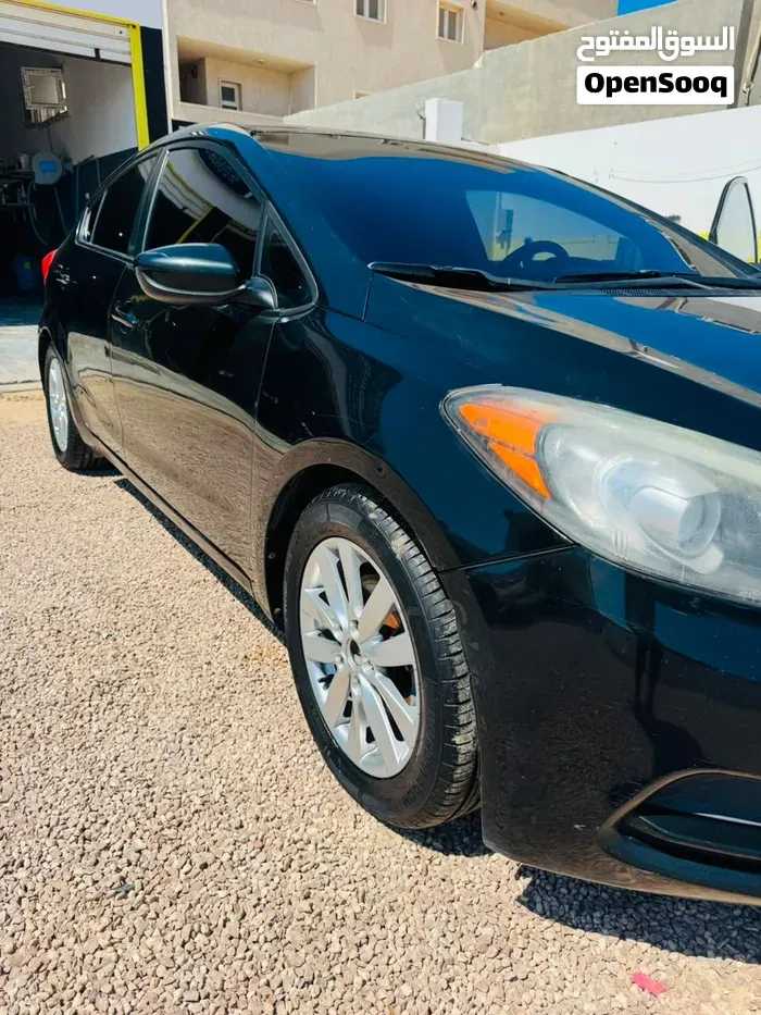 Kia Forte 2014 photo 2