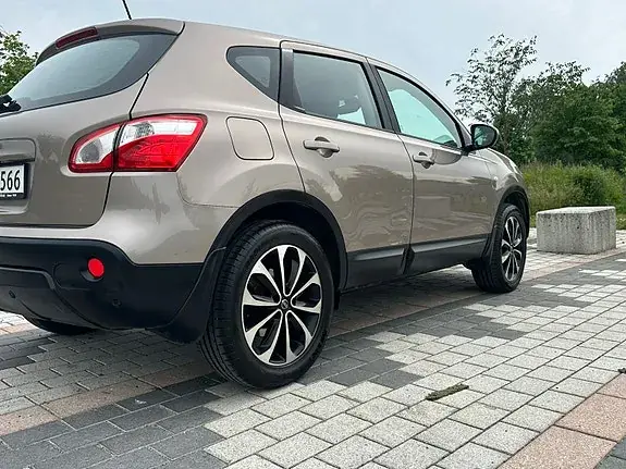 Nissan Qashqai 2010 photo 3