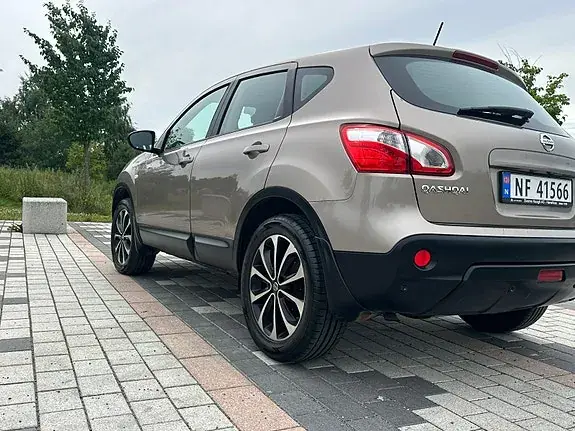Nissan Qashqai 2010 photo 4