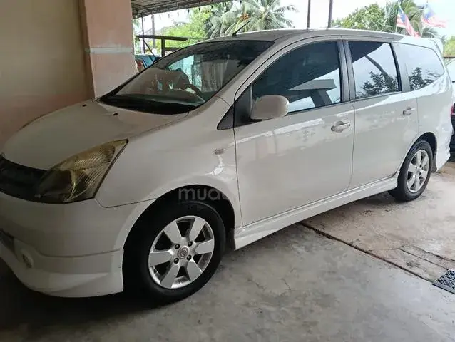 Nissan Grand Livina