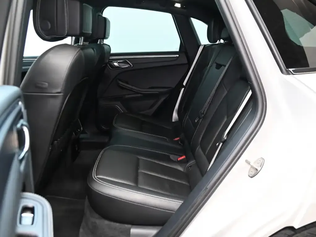 Porsche Macan 2023 photo 4