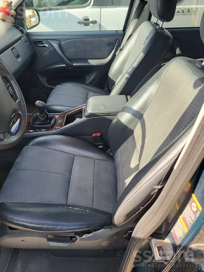 Mercedes-Benz Ml270 2003 photo 5