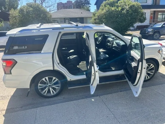 Ford Expedition 2020 photo 2