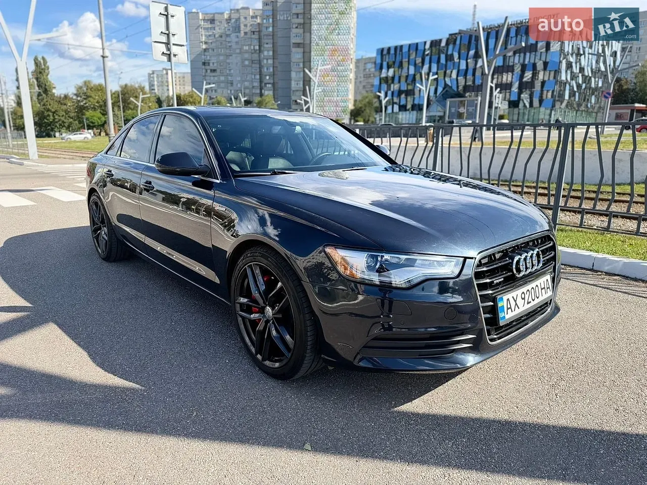 Audi A6 2012 photo 2