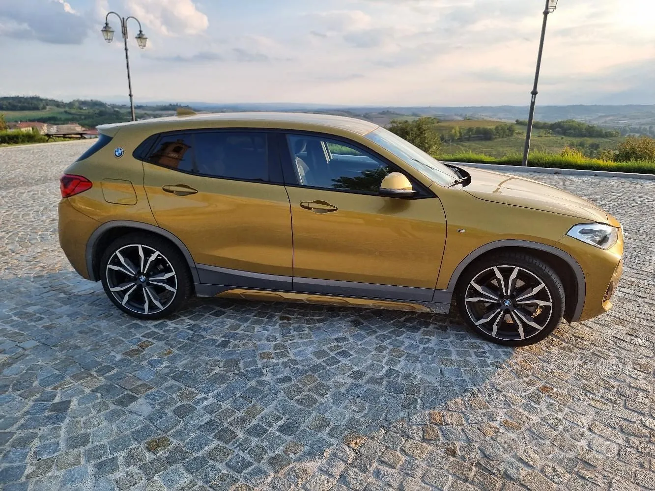 BMW X2 2018 photo 2
