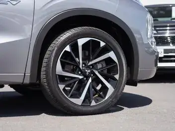 Mitsubishi Outlander 2022 photo 5
