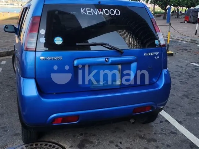 Suzuki Swift 2004 photo 2