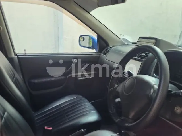 Suzuki Swift 2004 photo 4