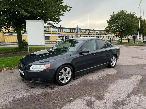 Volvo S80