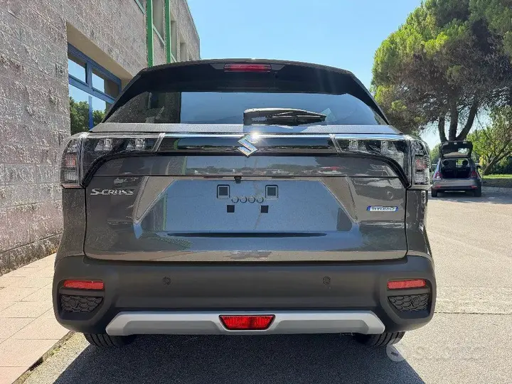 Suzuki S-Cross photo 5