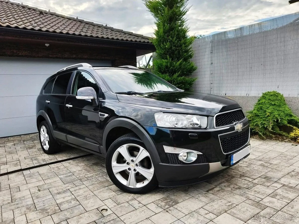 Chevrolet Captiva 2010 photo 2