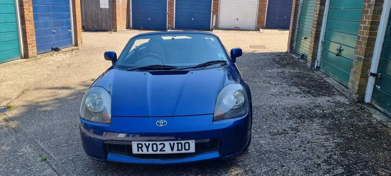 Toyota Mr2 2002 photo 4