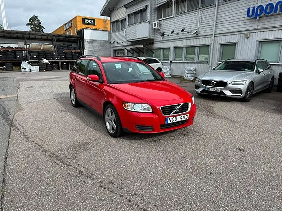 Volvo V50 2008 photo 2