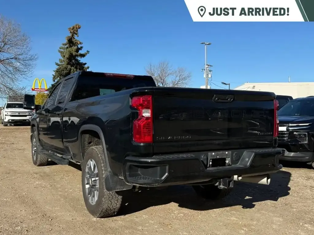 Chevrolet Silverado 2500 2025 photo 3