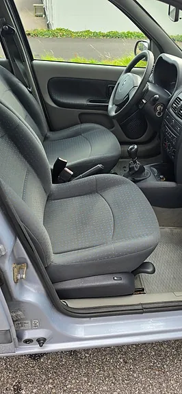 Renault Clio 2004 photo 5
