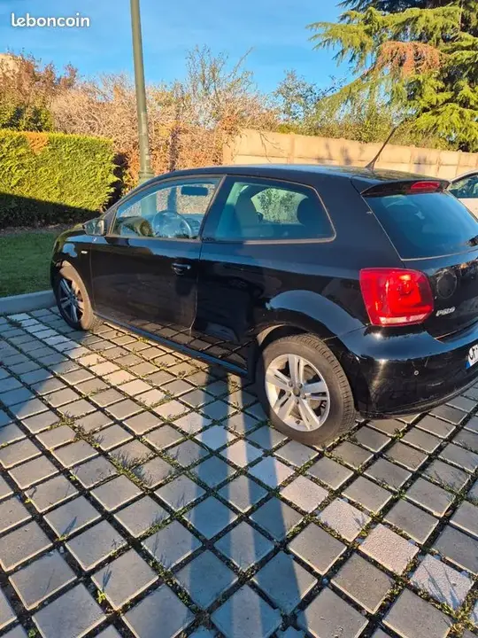 Volkswagen Polo 2012 photo 3