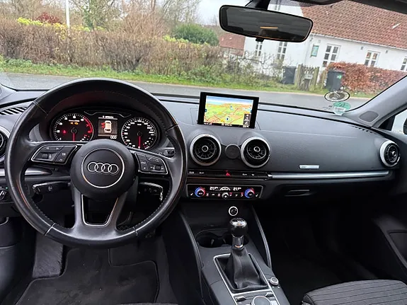 Audi A3 2018 photo 3