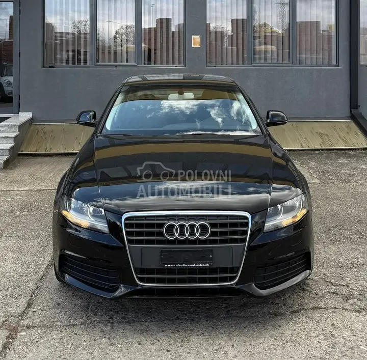 Audi A4 2010 photo 3