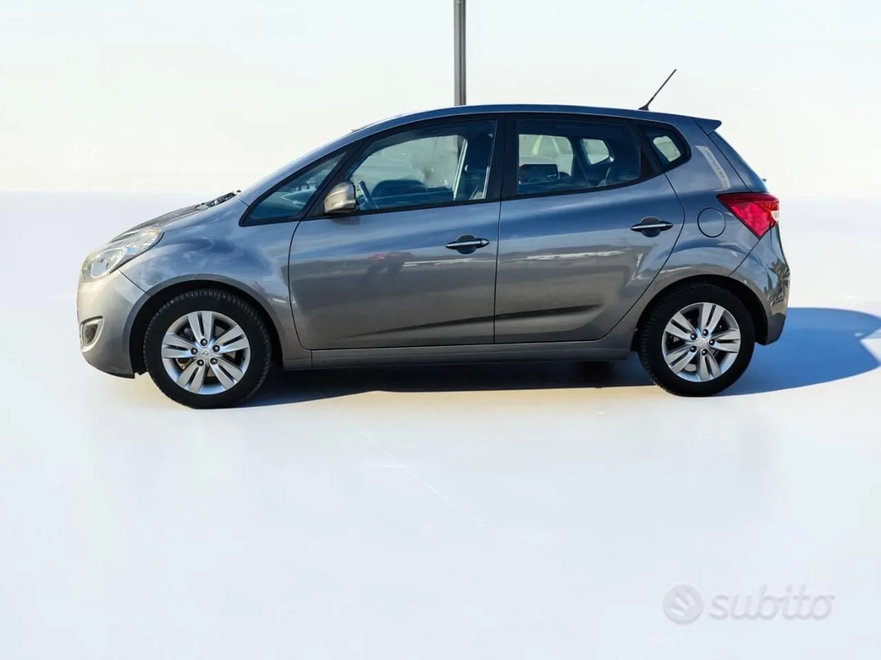 Hyundai Ix20 2011 photo 3
