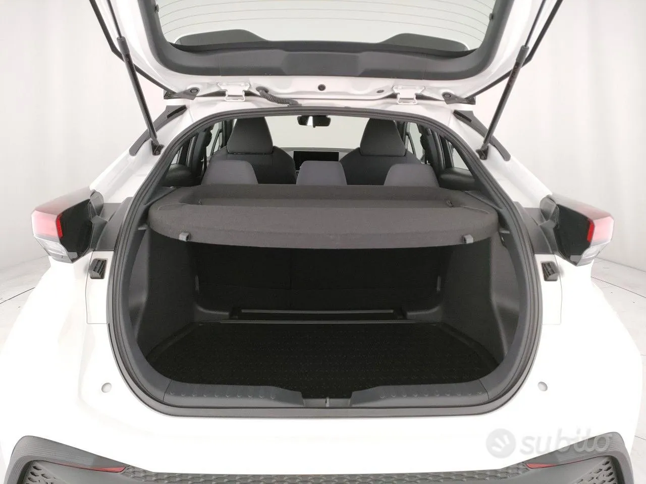 Toyota C-Hr 2026 photo 4