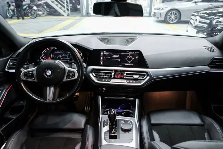 BMW 3 Series 2022 photo 4