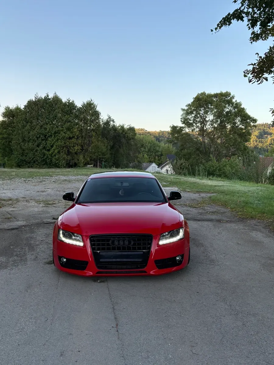 Audi A5 2009 photo 2