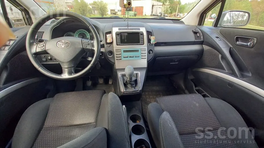 Toyota Corolla Verso 2008 photo 5