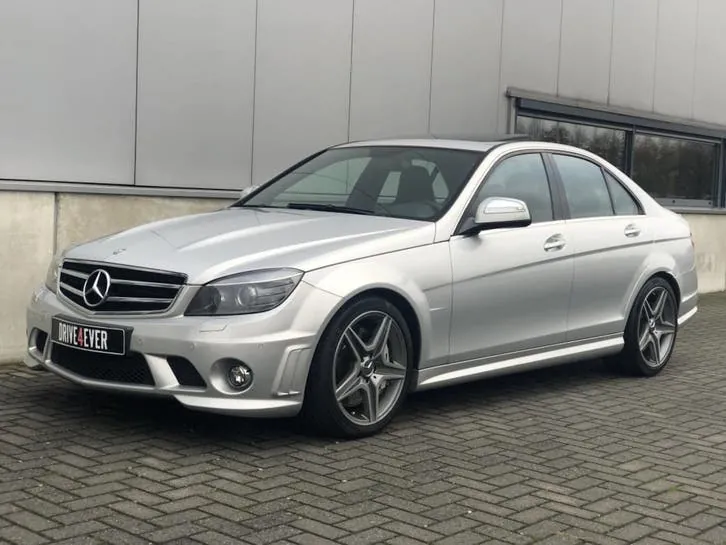 Mercedes-Benz C63 Amg