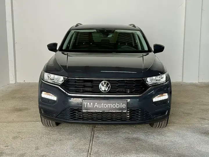 Volkswagen T-Roc 2021 photo 2