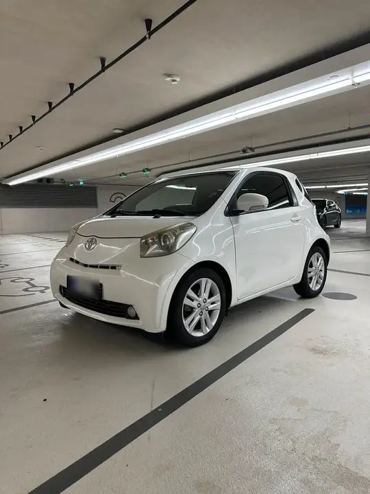 Toyota Iq