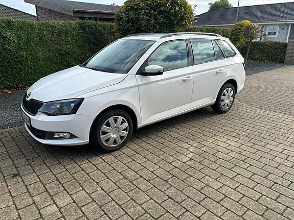 Skoda Fabia 2017 photo 2