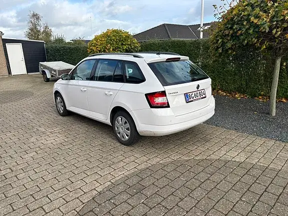 Skoda Fabia 2017 photo 3