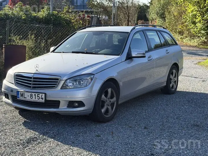 Mercedes-Benz C200