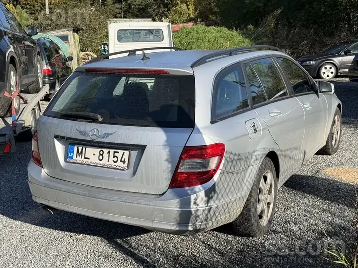 Mercedes-Benz C200 2008 photo 4